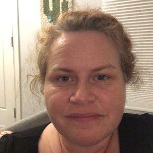 Meet your Posher, Leanne